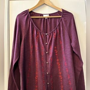 J. Jill Purple Large Top with embroidery details button hook & eye inclosure.